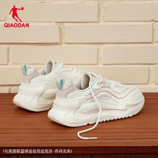 百亿补贴：乔丹 休闲鞋女生革面运动鞋2026秋冬新款厚底增高老爹鞋