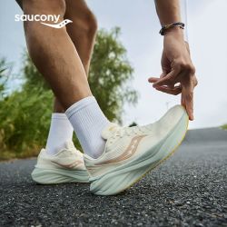 saucony 火鸟4减震回弹慢跑鞋短跑训练跑步鞋男情侣跑鞋25年
