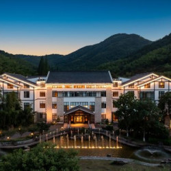 宜兴东方新麓亲子度假酒店 竹影大床房丨负离子氧吧丨竹林秘境1晚