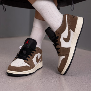NIKE 滔搏丨NIKE耐克大童AIR JORDAN 1低帮复古板鞋运动鞋553560-200