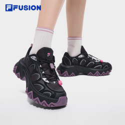 FILA FUSION 女士厚底老爹鞋、需凑