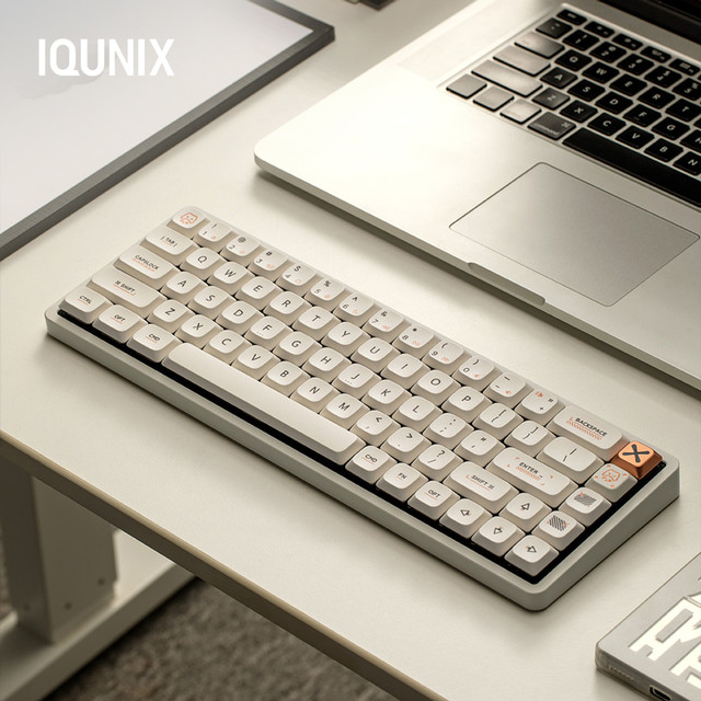 IQUNIX 铝厂MG65矮轴机械键盘无线蓝牙便携办公平板笔记本电脑外接