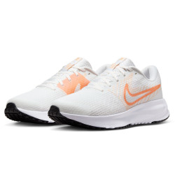 NIKE 女子跑步鞋透气 RUN DEFY 运动鞋HM9593-105白橙38