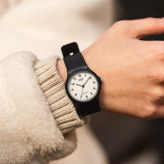 移动端：CASIO 复古小方块多功能户外防水男士手表AE-1500WH-8B2VDF