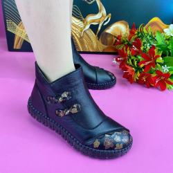 香忊 秋冬季新款女士短靴加绒加棉牛筋软底中老年人平底保暖妈妈高帮鞋
