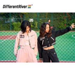 DifferentRiver秋冬女款-撞色拼接毛呢短款休闲棒球服