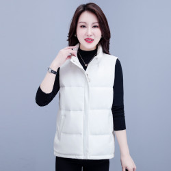 羽绒马甲女士白鸭绒高档秋冬季新款外穿时尚轻薄保暖休闲马夹外套