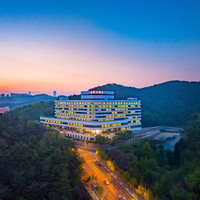 海景双床房 1 晚 + 早餐 2 份/天