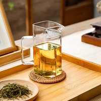 唯铭诺 玻璃公道杯 带滤孔 墨绿把 茶杯