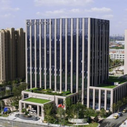 上海宝华豪华大床房 1 晚 + 早餐 2 份/天 + 儿童自助早餐