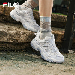 FILA 猫爪6代 透气厚底 雪白/太空银-SS 38.5 女休闲鞋