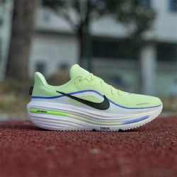 NIKE AIR WINFLO 12 男子跑步鞋 HV9272-700 42码
