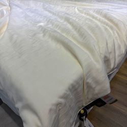 粉丝福利100%黄金蚕丝双层礼盒包装高档床品蚕丝被家纺纯色被子