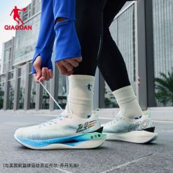乔丹 飞影 PRO 男生碳板竞速跑鞋