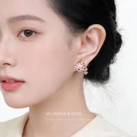 半日逅屿 原创甜美女孩设计师款手工彩绘珐琅滴釉新款草莓耳饰耳钉饰品 7440原创版权草莓星球耳钉