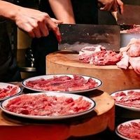 新鲜现切牛肉火锅（豪华双人餐）