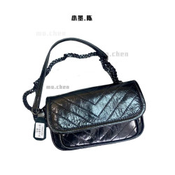 9高端油蜡牛V型格多层单肩斜跨百搭精致女包18x7x12cm