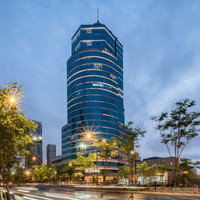 酒店 精选大床房(席梦思床垫+智能马桶+智能控温吹风机) 1 晚 + 早餐 2 份/天