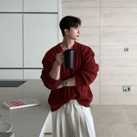 我是大卫 酒红色小V领套头男士针织衫
