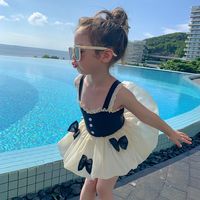 婴儿新款速干泳装洋气小童宝宝防晒连体游泳衣1-3岁时尚小孩潮款