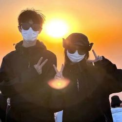 爬山护目镜女太阳镜男旅游登山防晒防紫外线网红同款情侣爬山眼镜
