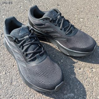 adidas 日本直邮阿迪达斯男款女款 GALAXY STEP运动鞋跑步慢跑训练JQ7499