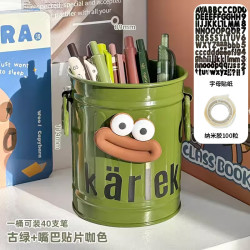 三年二班 趣味笔筒复古收纳盒多功能办公室小学生专用笔桶大开口桌面摆件高级感ins高中生开学文具