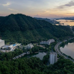 洲至奢选千岛湖燕山度假酒店森林景家庭大床房｜超大榻榻米2晚(连住)