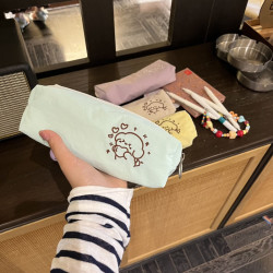 春睿 新款笔袋小狗刺绣大容量小众文具学生铅笔盒文具盒 小狗刺绣笔袋