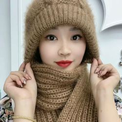 秋冬松鼠绒双层针织加绒加厚插口凤尾花连体韩版围巾风雪帽女式