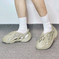 adidas ORIGINALS Originals Yeezy Foam Runner 镂空凉鞋 GV6840 UK4码36.5