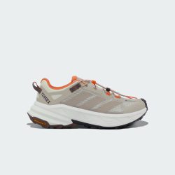 adidas GORE-TEX 户外徒步鞋