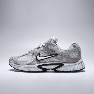 NIKE 滔搏丨NIKE耐克男子V5 RNR SUEDE 2复古跑鞋风运动鞋IX0702-002