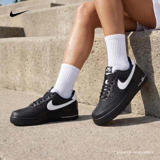 NIKE 女鞋W AIR FORCE 1 '07 SE空军一号AF1运动休闲鞋IV4721-001