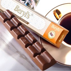 倍乐思 beryls倍乐思扁桃仁榛子夹心排块牛奶苦甜巧克力零食情人节50