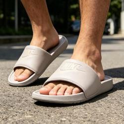 NIKE 夏季VICTORI ONE SLIDE轻便透气低帮男子拖鞋