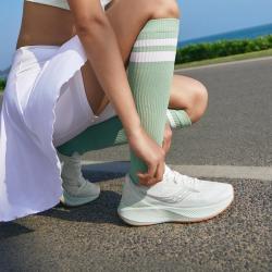 saucony MIRAGE FLOW幻奏轻便悦跑舒适女子缓震跑步鞋