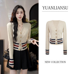 YUANLIANSU/圆脸酥法式复古小香风条纹撞色V领毛衣女