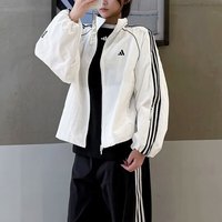 adidas 女装 2026秋季新款三条纹舞动系列蕾丝花边运动休闲防风夹克外套