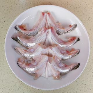 好余轩 丹江口翘嘴鲌鱼下巴 680g*2袋