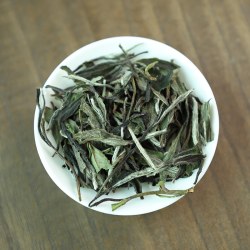 政名 2022年政和白茶春茶高山老树白牡丹小泡袋老白茶礼盒装100g口粮茶