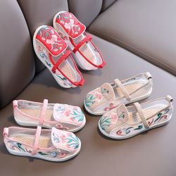 布艺班透气网纱女童汉服鞋儿童镂空绣花鞋布鞋古装表演鞋
