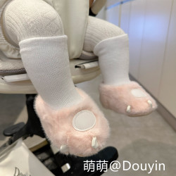 婴儿鞋子秋冬季0-1岁新生儿加绒保暖不掉跟鞋袜软底防掉学步棉鞋