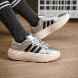 adidas 厚底网球鞋2026秋季新品女鞋时尚亮银色运动休闲鞋低帮板鞋