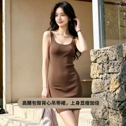 芬腾 女士针织女高级感打底内搭吊带性感修身无袖背心裙女