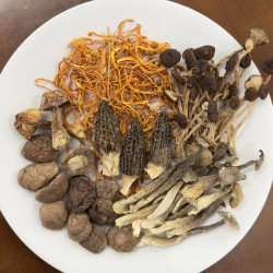 营养干货煲汤食用类菌汤包63g*2袋可以煮火锅