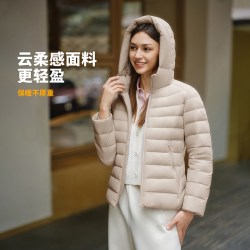 坦博尔 秋冬季轻薄排骨羽绒服女装短款保暖连帽可叠穿时尚好看外套