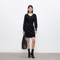 VERO MODA VEROMODA连衣裙新款V领纯色收腰显瘦针织裙325346014 黑色 XS