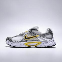 NIKE V5 RNR  女子运动休闲鞋 HQ7901