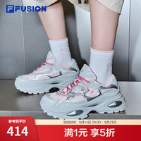 FILA FUSION潮牌休闲鞋女士硬糖3代厚底老爹鞋运动鞋银色日常实穿 朴雾嫩粉/日岩灰-SG 35.5